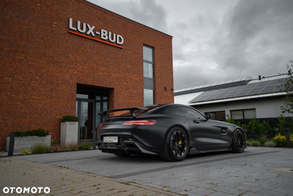 Mercedes-Benz AMG GT - 12