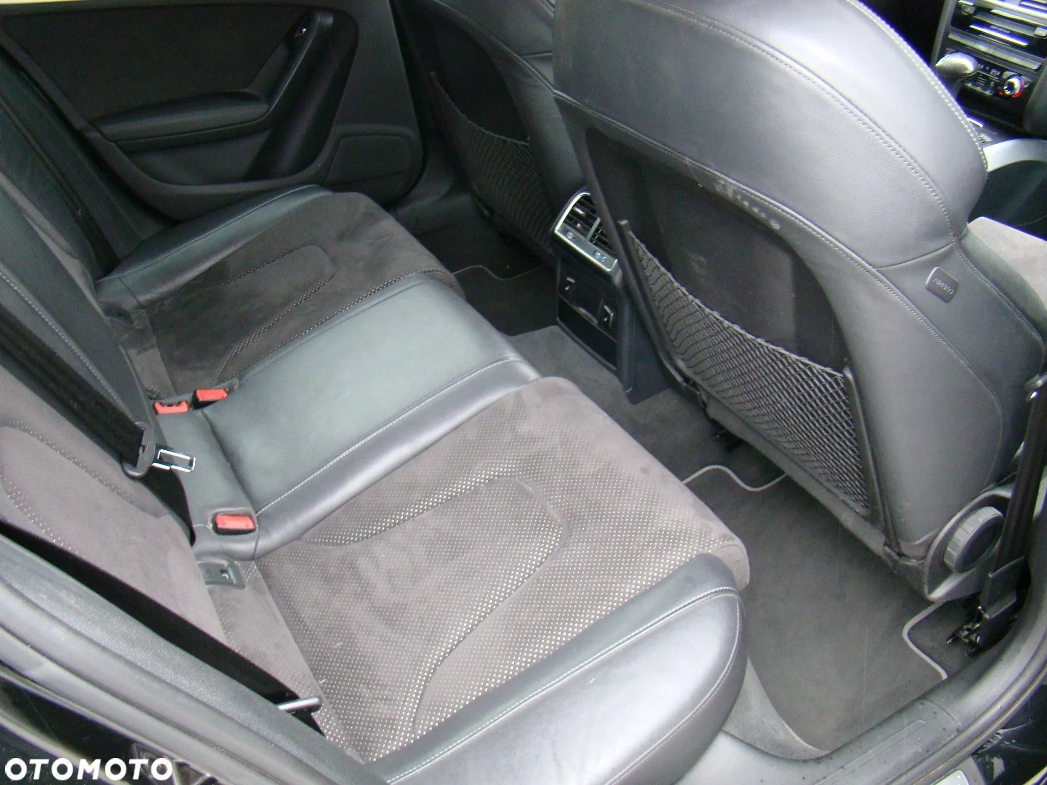 Audi A4 Avant 2.0 TDI DPF quattro S tronic S line Sportpaket - 36