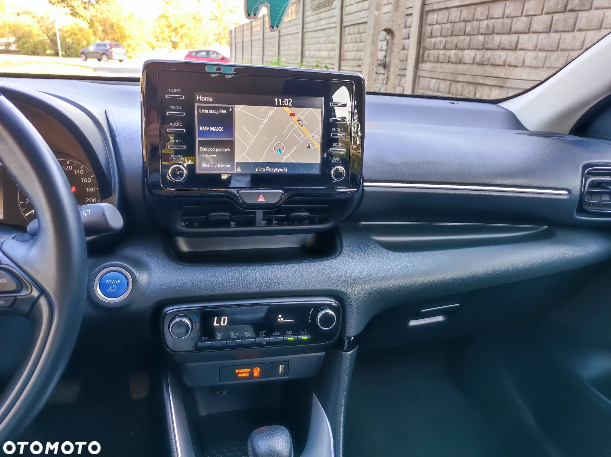 Toyota Yaris - 12