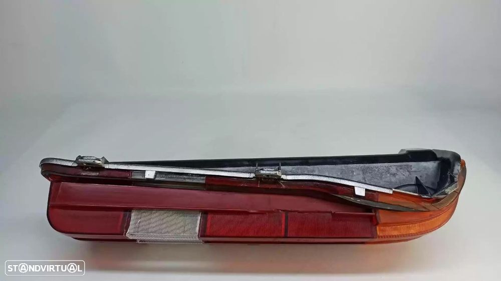 FAROLIM TRASEIRO DIREITO MERCEDES-BENZ SEDAN 1982 -A1238205064 - 3