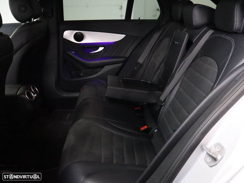 Mercedes-Benz C 300 de AMG Line - 8