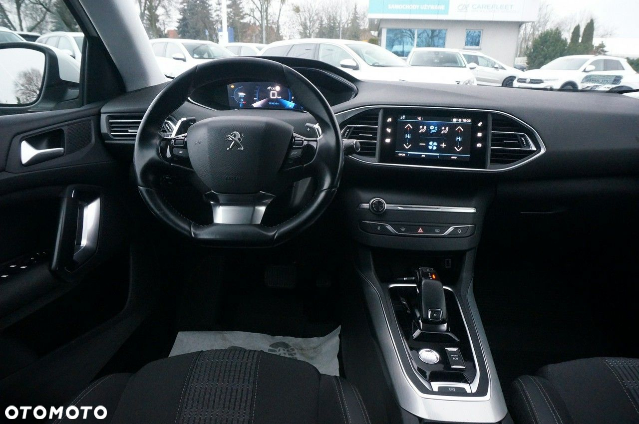 Peugeot 308 1.5 BlueHDi Allure Pack S&S EAT8 - 11