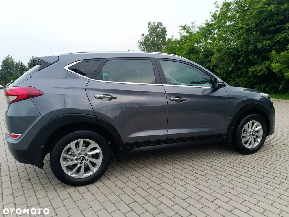 Hyundai Tucson 1.6 GDI BlueDrive Style 2WD - 17