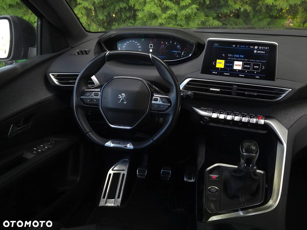Peugeot 3008 1.2 PureTech GT S&S - 26