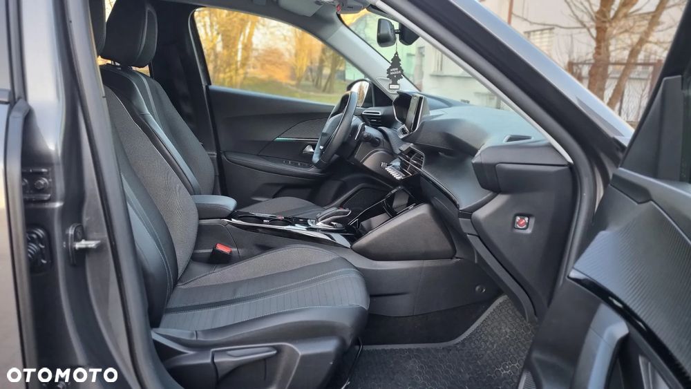 Peugeot 2008 1.5 BlueHDi Allure S&S EAT8 - 15