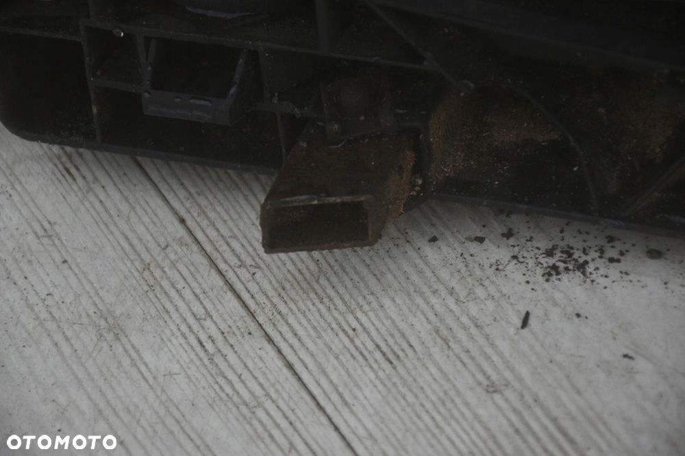 wzmocnienie pas * przedni audi a5 8t - 5