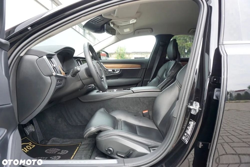 Volvo S90 T8 Twin Engine AWD Geartronic Inscription - 22