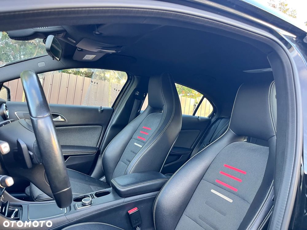 Mercedes-Benz Klasa A 180 7G-DCT - 17