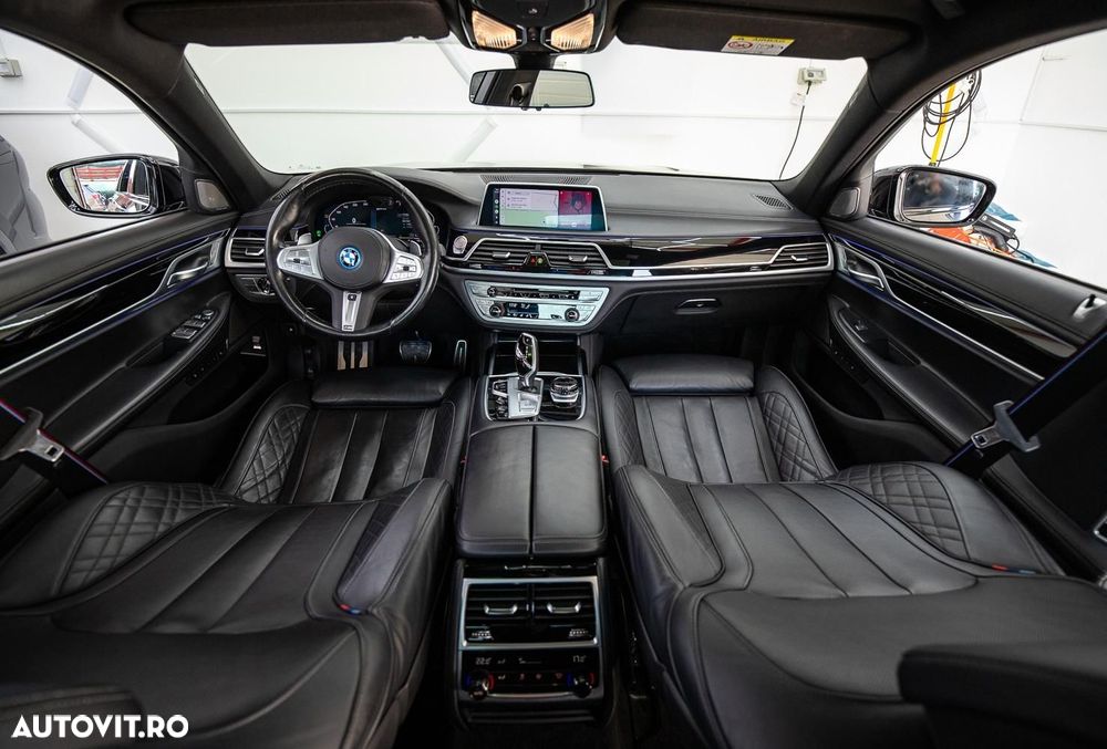 BMW Seria 7 - 16