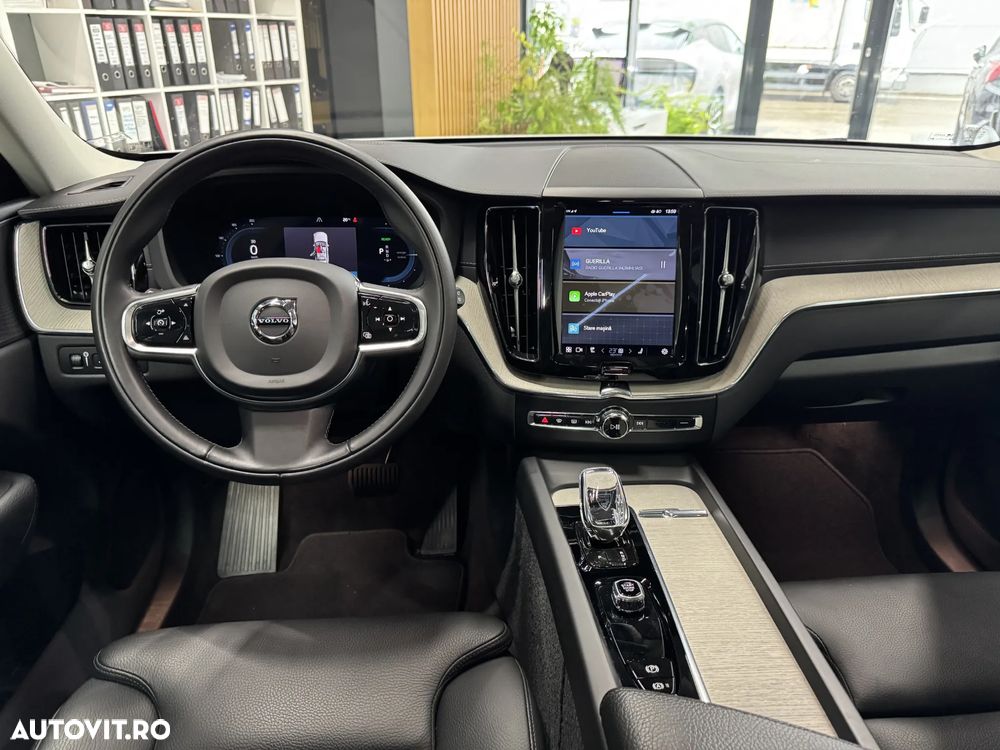 Volvo XC 60 T6 AWD Recharge Geartronic Inscription - 11