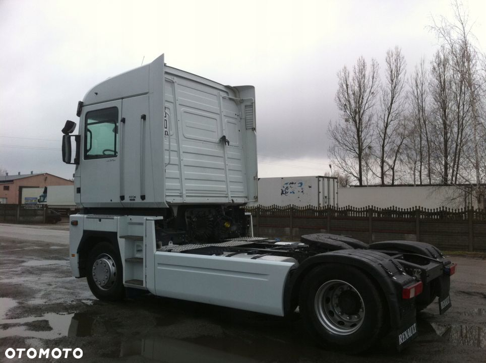 Renault Magnum zabudowy osłony owiewki międzyosiowe spojlery spoilery - 7