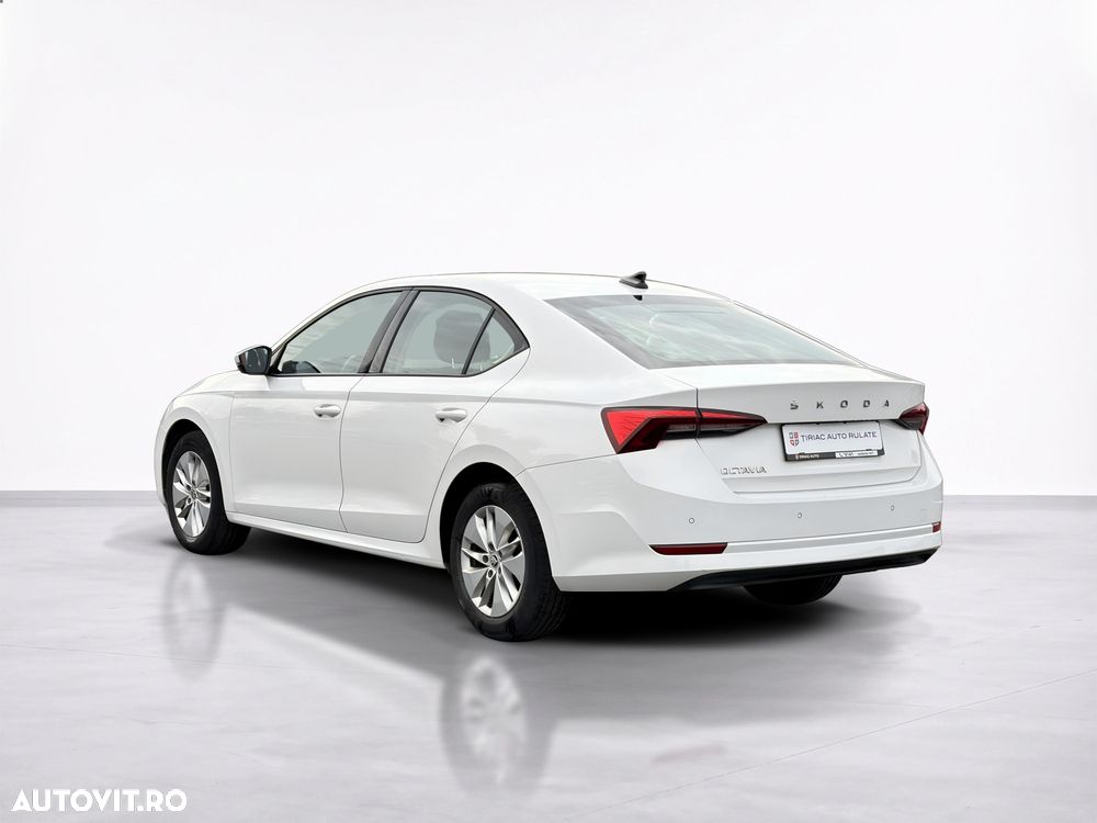 Skoda Octavia 2021 photo 4