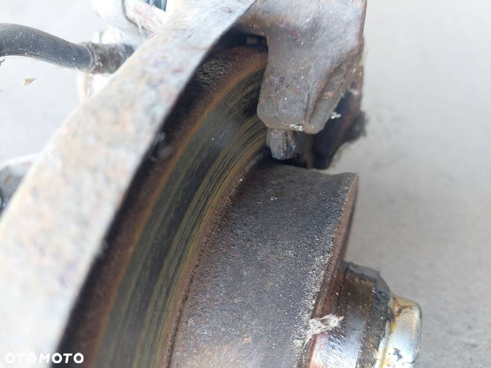 BELKA OŚ ZAWIESZENIA TYŁ VOLKSWAGEN PASSAT B4 KOMBI - 4