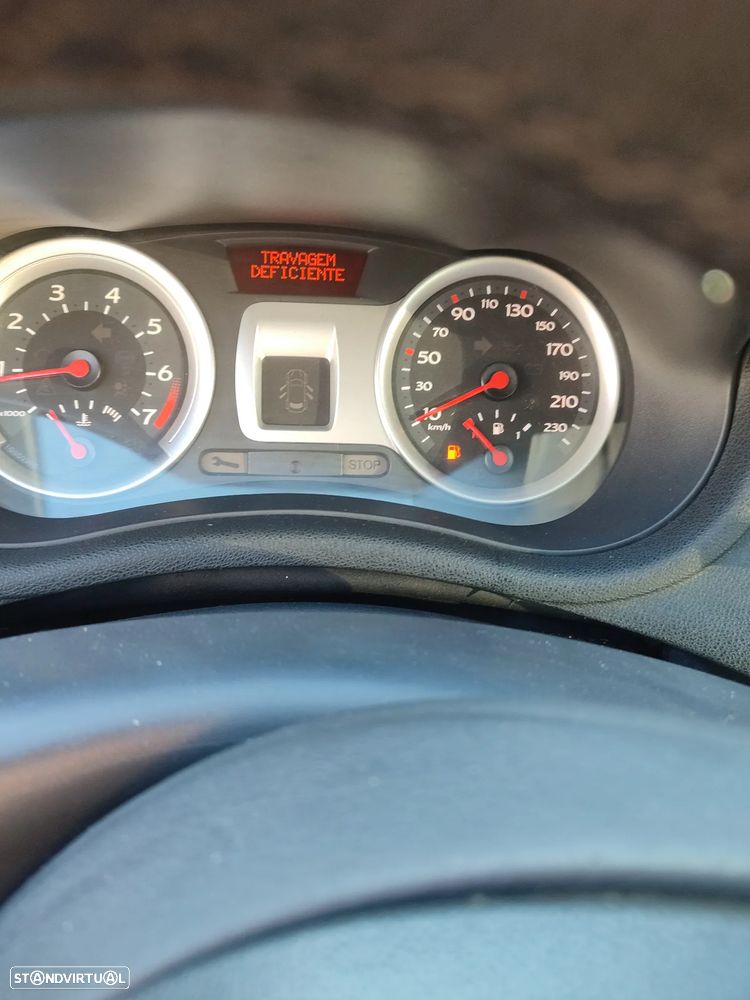 Renault Clio Sport Tourer — photo 4