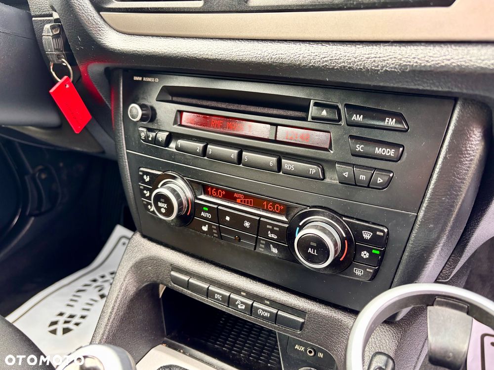BMW X1 - 32
