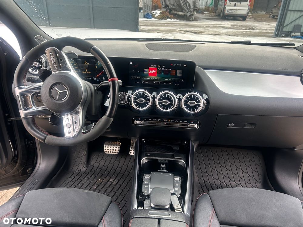 Mercedes-Benz GLA AMG 45 4Matic+ AMG Speedshift DCT 8G - 8