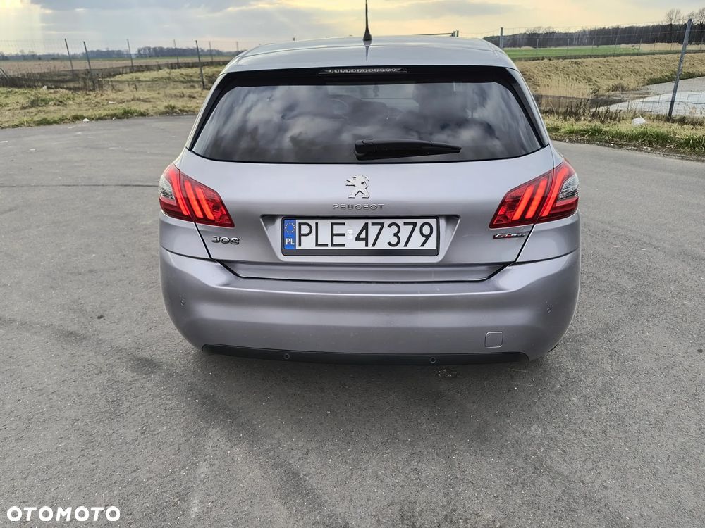 Peugeot 308 - 5