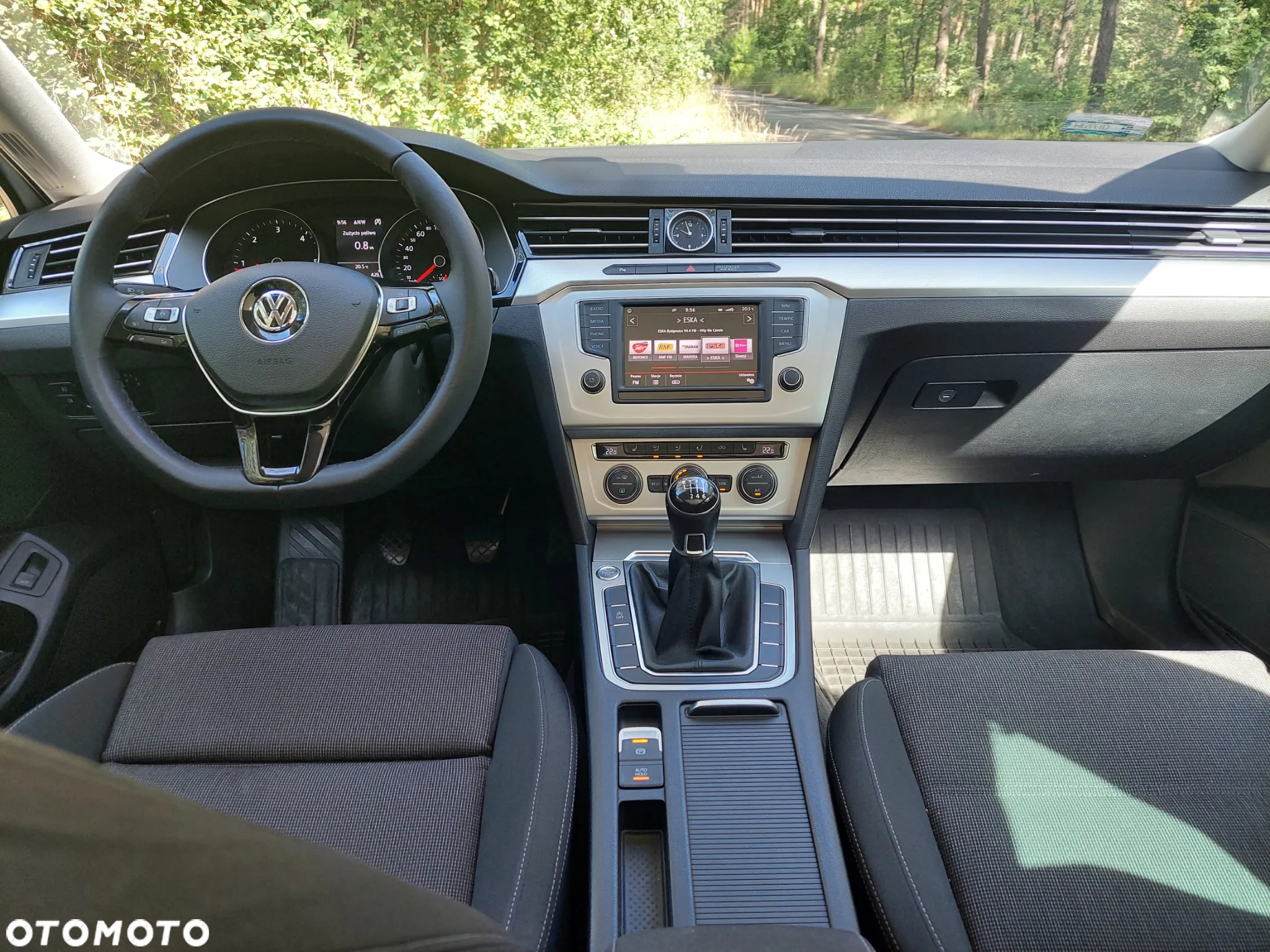 Volkswagen Passat 2.0 TDI BMT Comfortline - 11