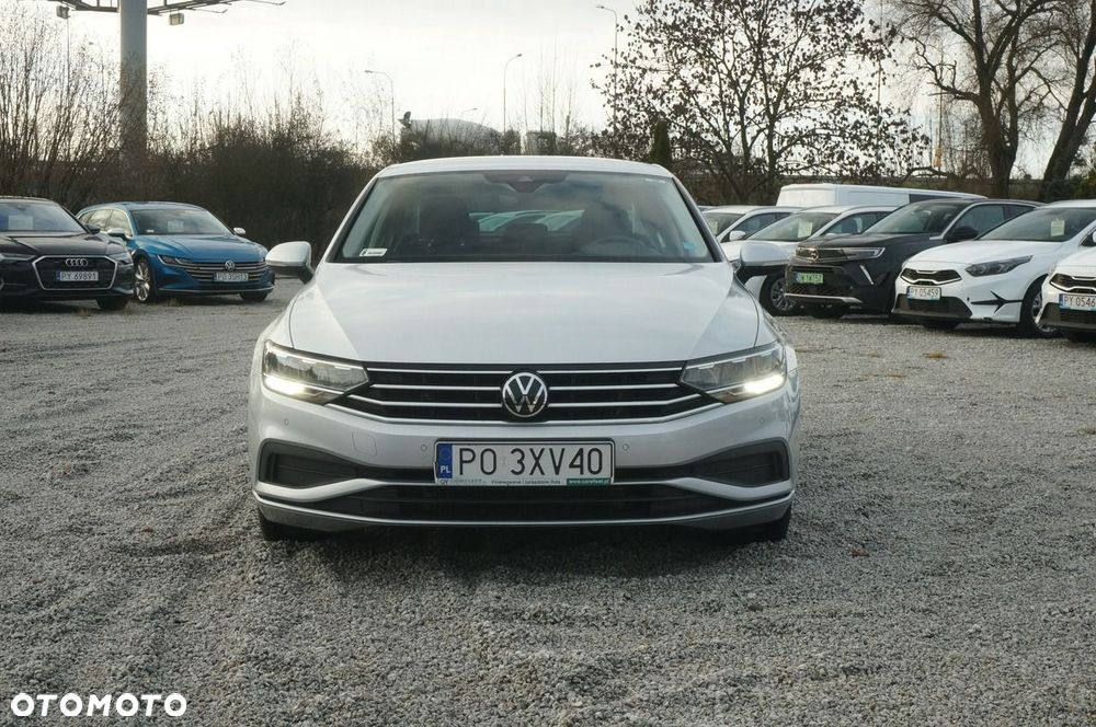Volkswagen Passat 2.0 TDI EVO Essence - 3
