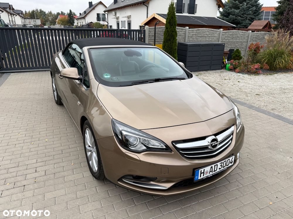 Opel Cascada - 2