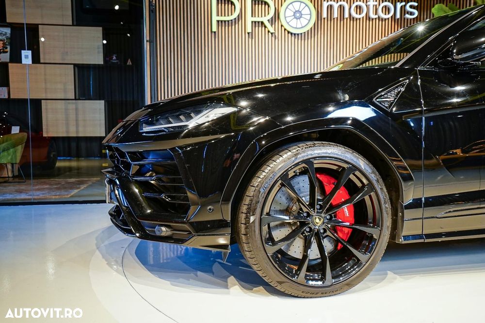 Lamborghini URUS - 29