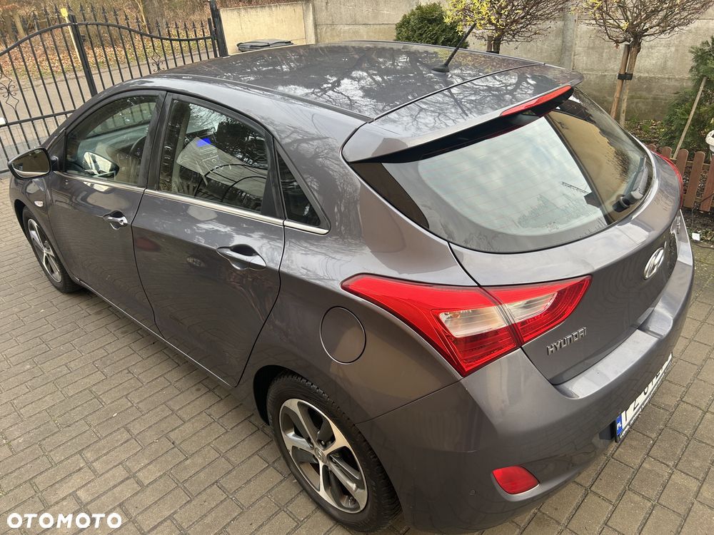 Hyundai i30 1.6 CRDI Style - 10