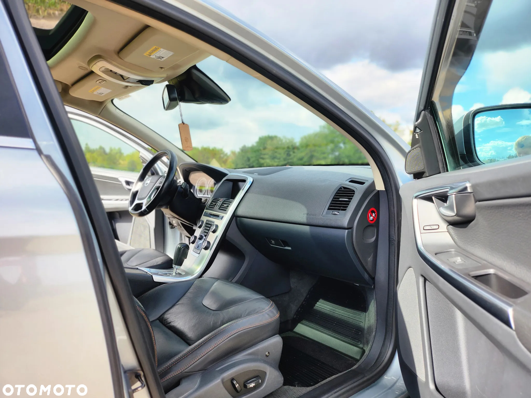 Volvo XC 60 T6 AWD Summum - 4