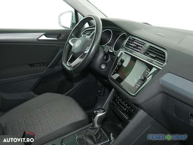 Volkswagen Tiguan - 3