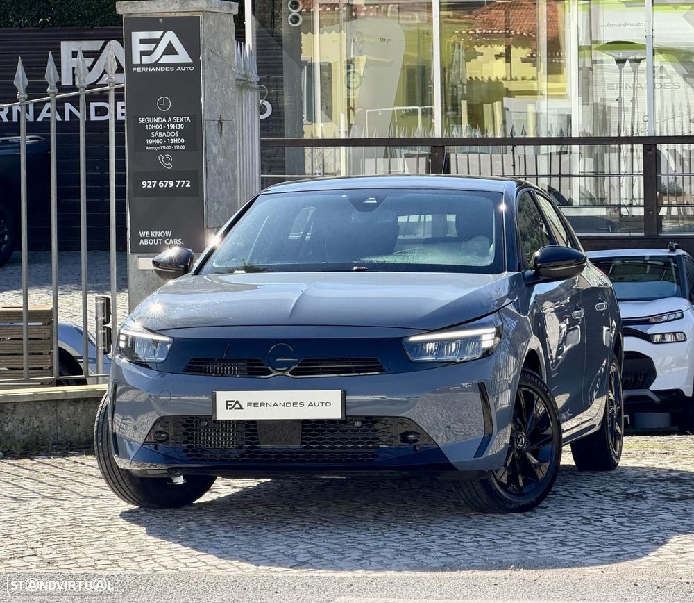 Opel Corsa 1.2 T GS - 1