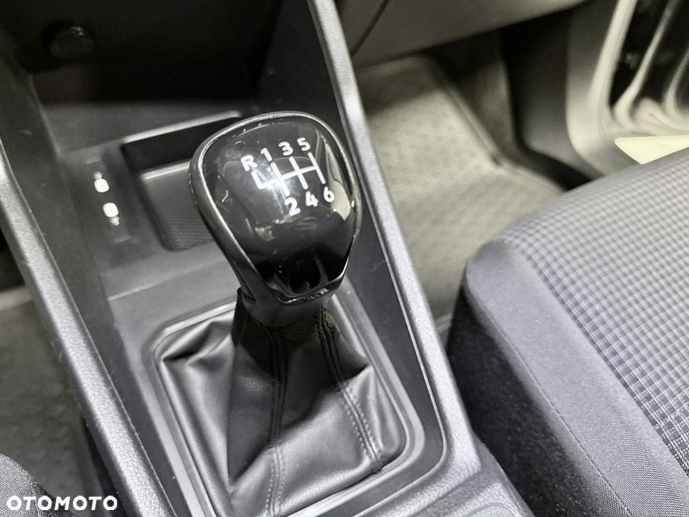 Volkswagen Caddy - 28