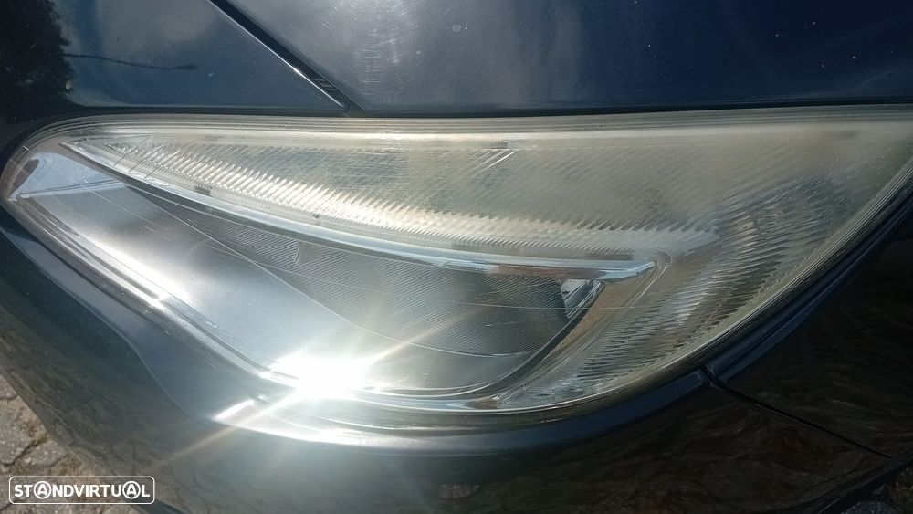 Opel Astra Sports Tourer - 9