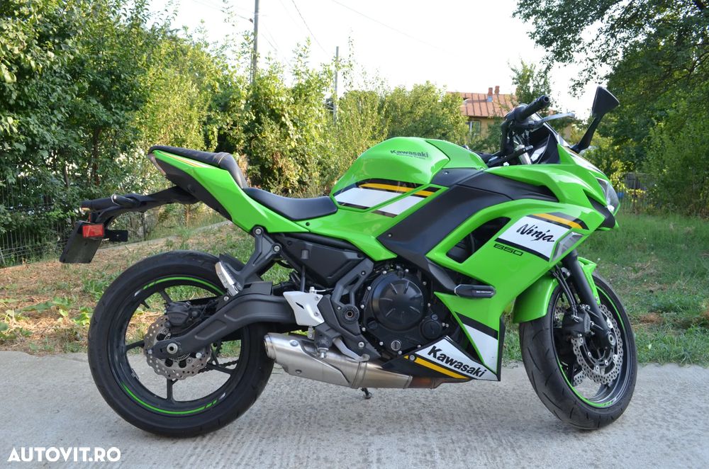 Kawasaki Ninja 650 - 2
