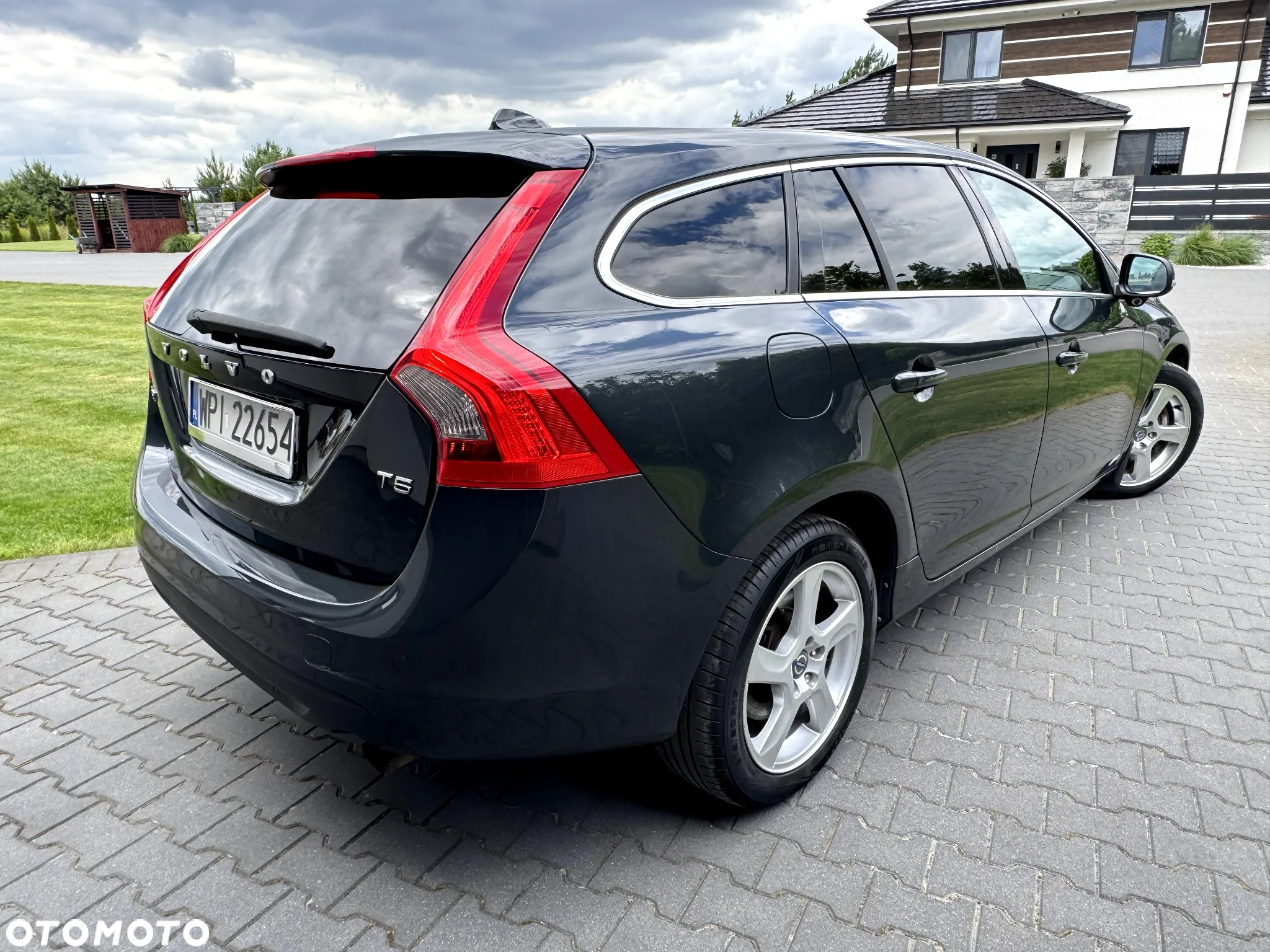 Volvo V60 - 15