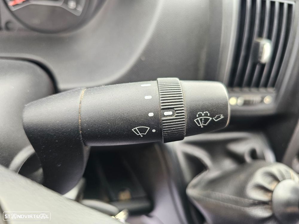 Citroën Jumper 2.0 BlueHDi 35 L4 CD - 18