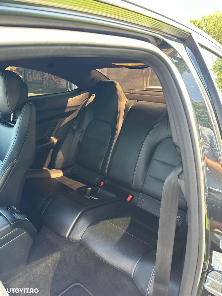 Mercedes-Benz C 220 CDI DPF Coupe (BlueEFFICIENCY) 7G-TRONIC - 8