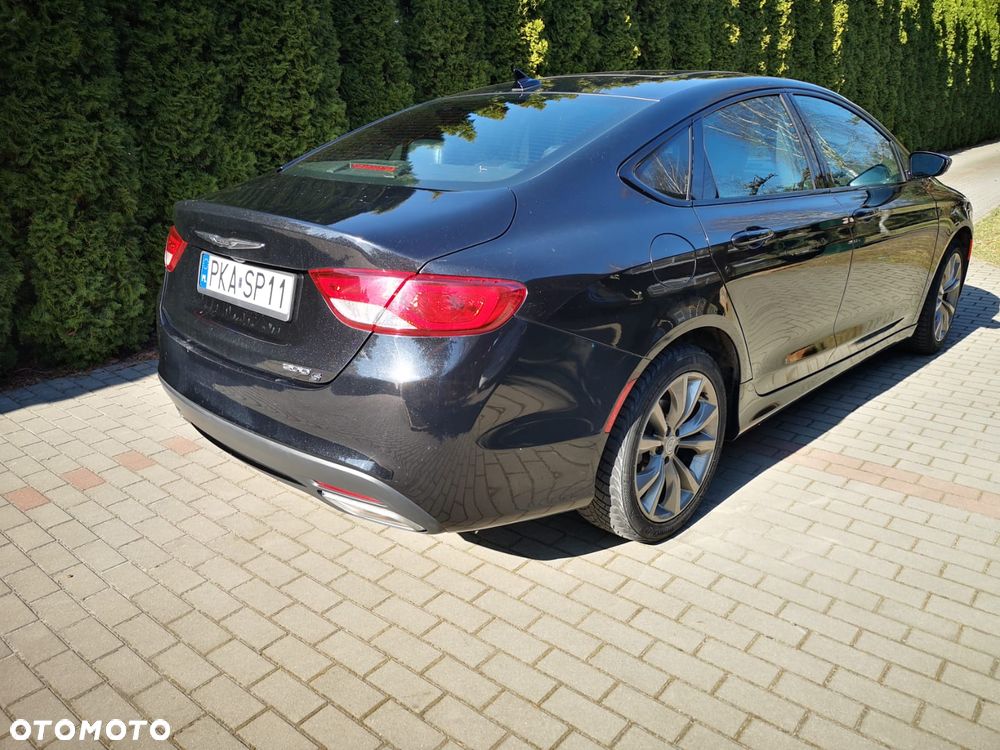 Chrysler 200 - 2