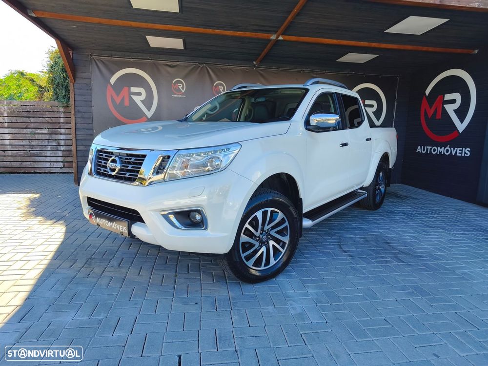 Nissan Navara 2.3 dCi CD 4WD Tekna Auto - 2