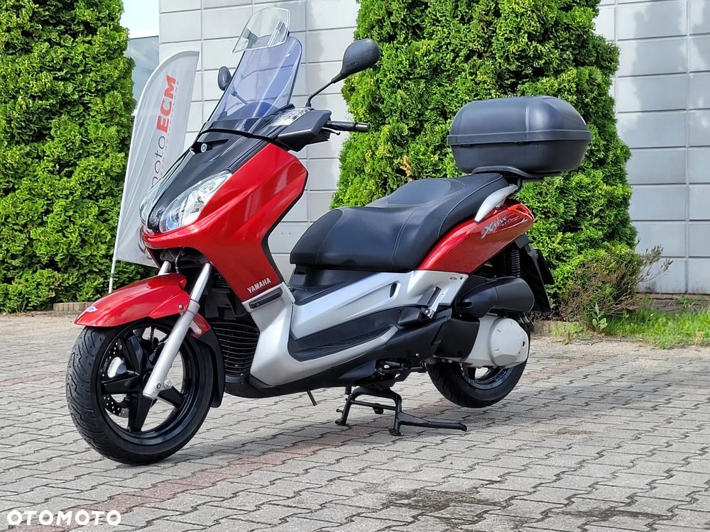 Yamaha X-max - 23