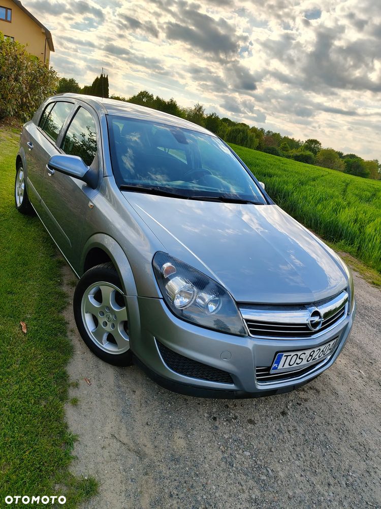 Opel Astra - 2