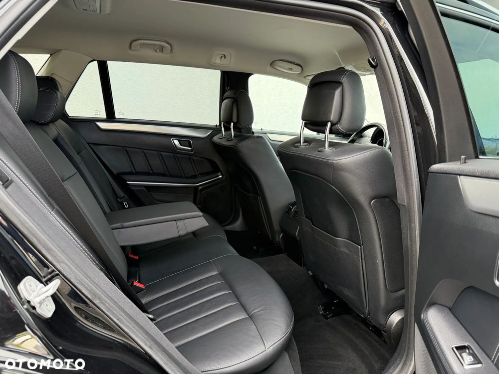 Mercedes-Benz Klasa E 220 T CDI 7G-TRONIC Avantgarde - 20