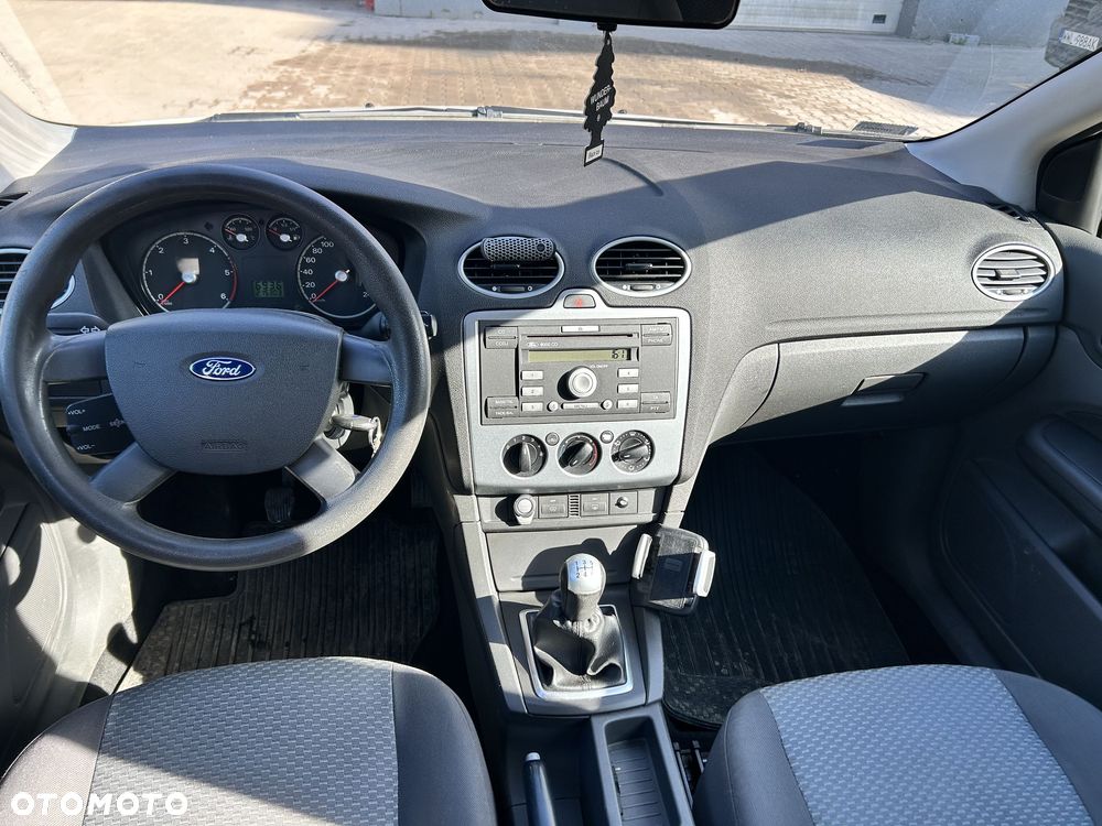 Ford Focus 1.6 TDCi Ambiente - 5
