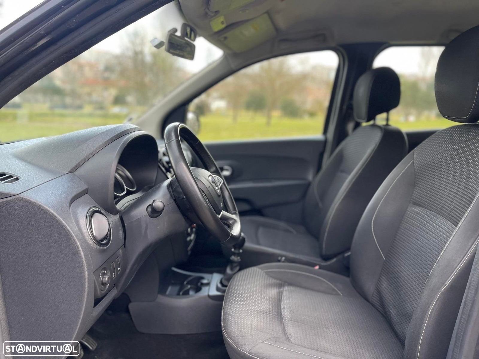 Dacia Lodgy 1.5 dCi Confort 7L - 16