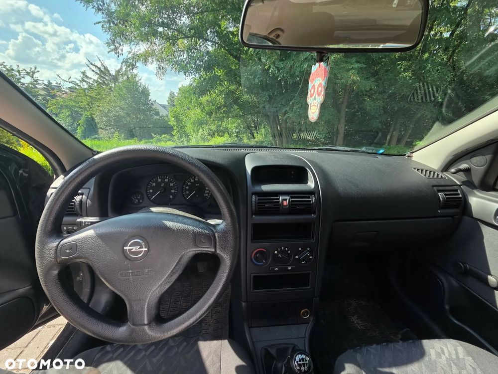 Opel Astra - 9