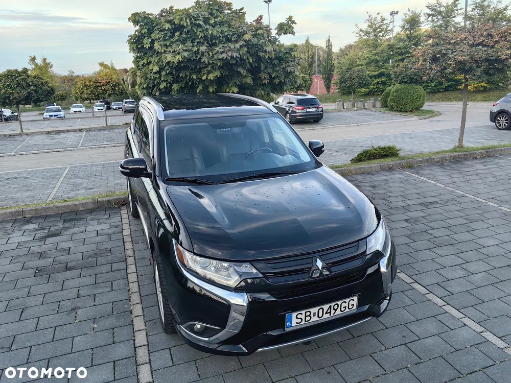 Mitsubishi Outlander - 8