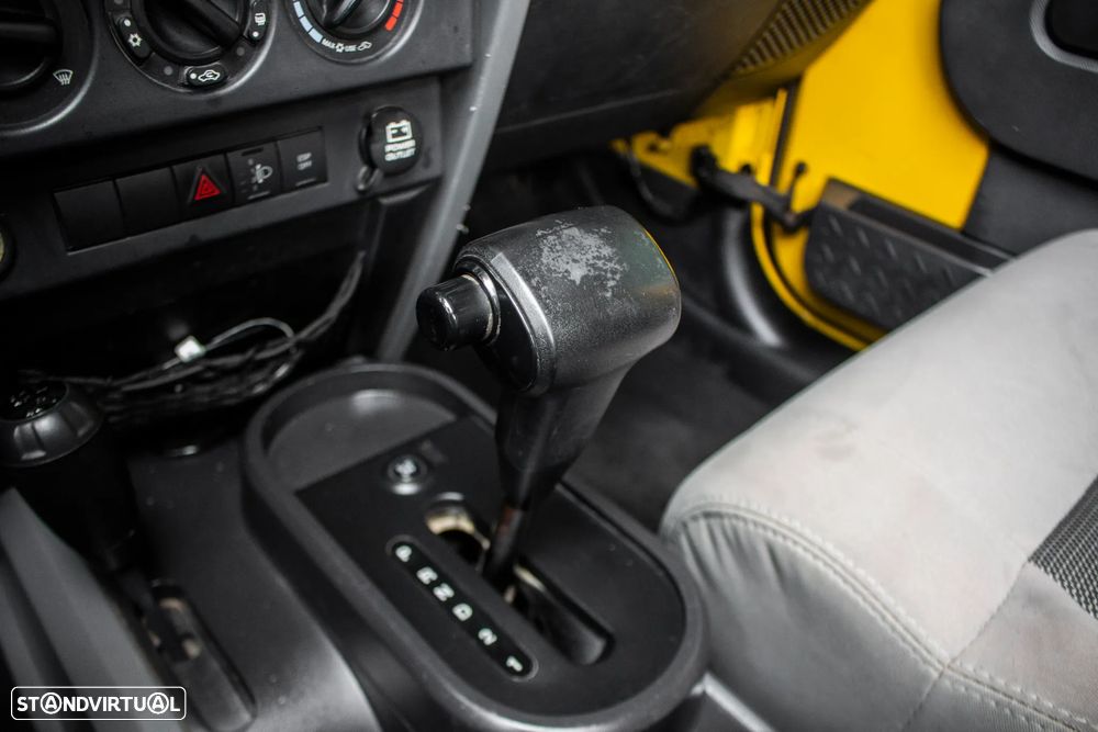 Jeep Wrangler 2.8 CRD ATX Sport - 18