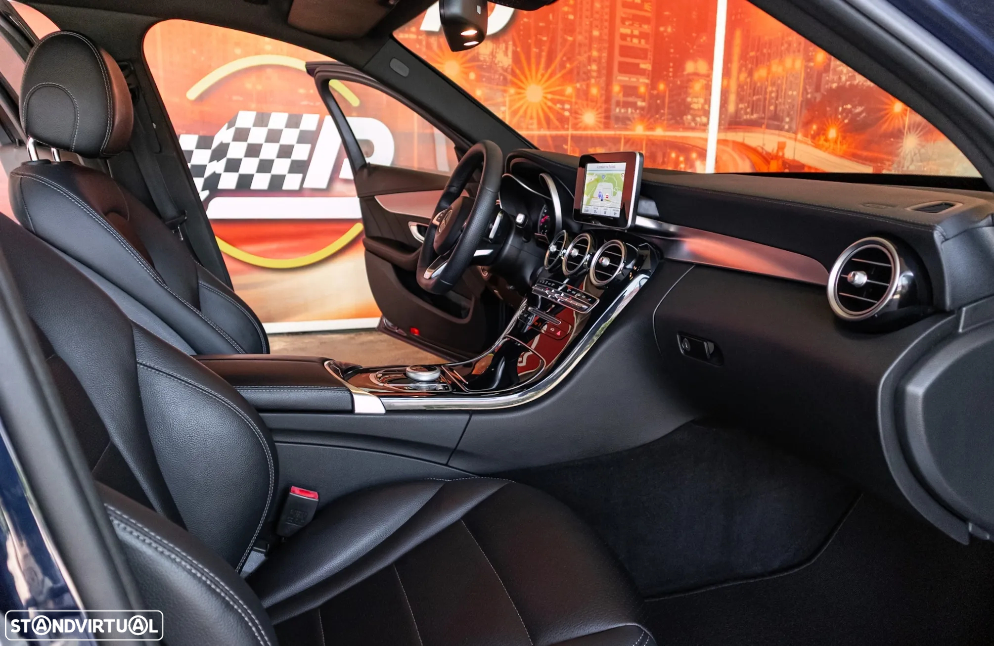 Mercedes-Benz C 300 h AMG Line - 21