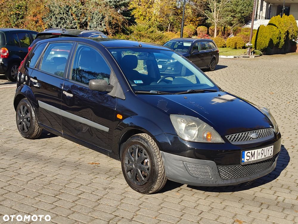 Ford Fiesta 1.3 Ghia - 10