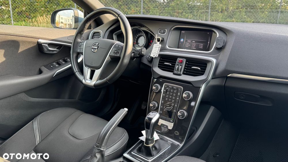 Volvo V40 T3 - 35