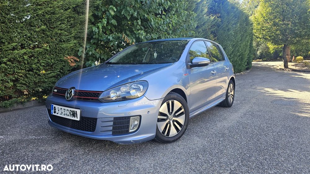 Volkswagen Golf - 2