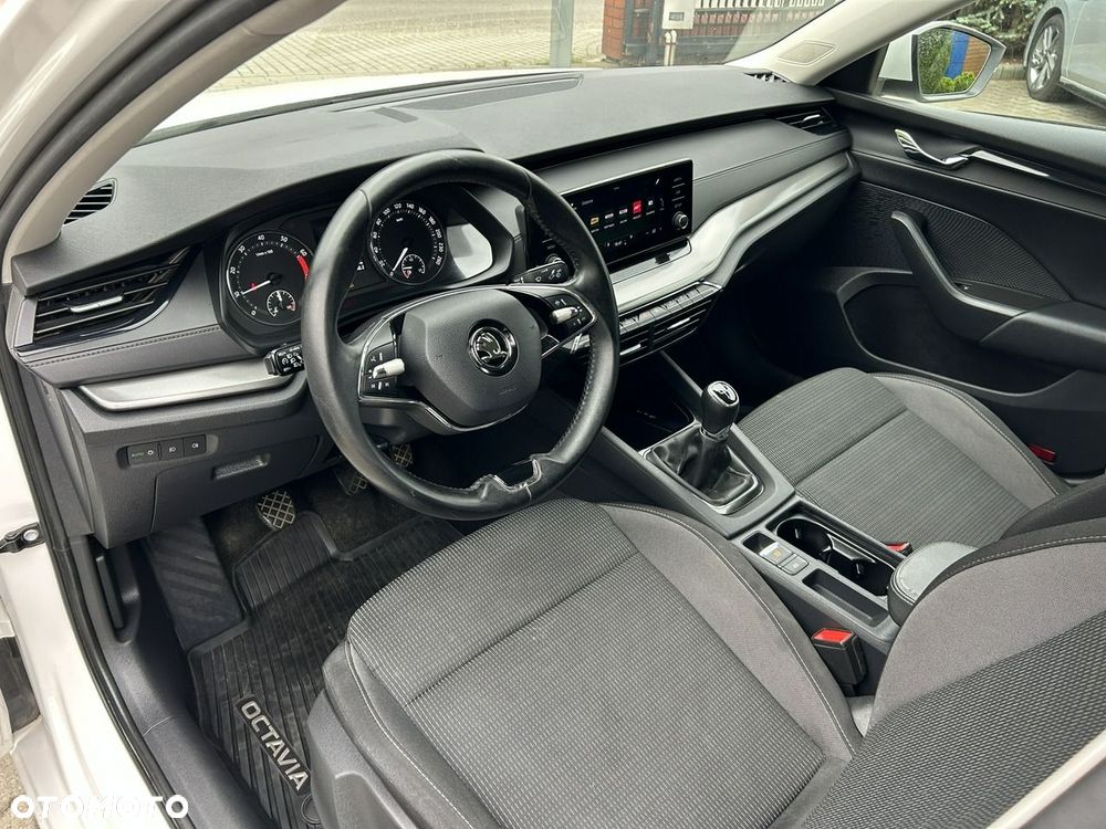 Skoda Octavia - 16